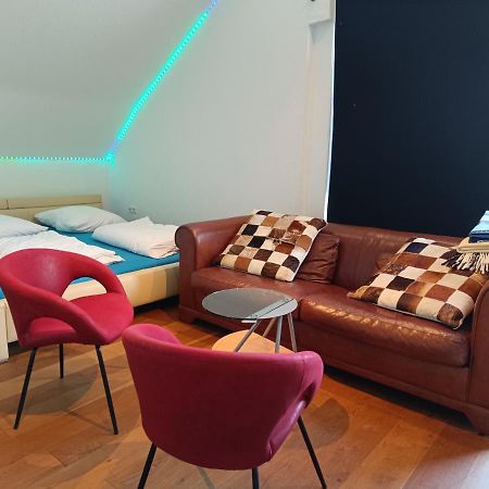 In Villa 56 Qm Apartment, 24 H Check-In,Free Parking Hannover Ngoại thất bức ảnh