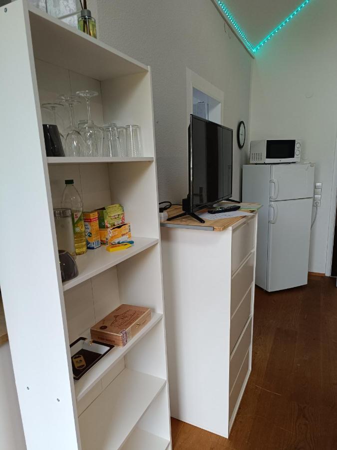 In Villa 56 Qm Apartment, 24 H Check-In,Free Parking Hannover Ngoại thất bức ảnh